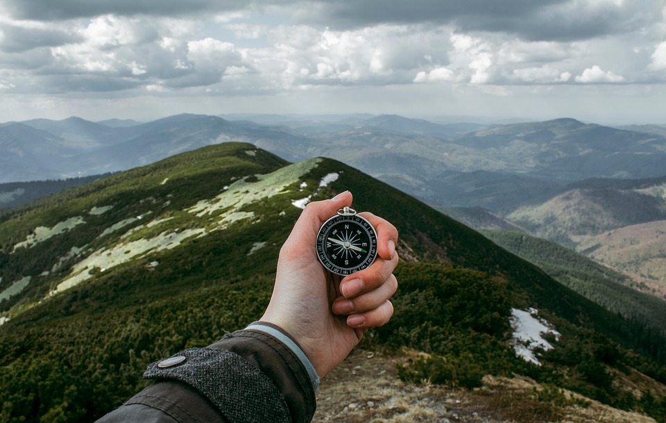 Basic compass skills for hikers pixabay royalty free image