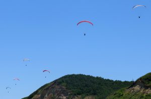 Ormanli Paragliding in Istanbul wikimedia image by nami yildirim