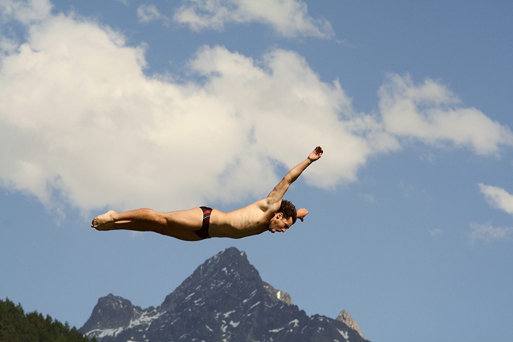 types of extreme sport - cliff diving - ccflickr image by Jimelovski Platano Macho types of extreme sport - cliff diving - ccflickr image by Jimelovski Platano Macho