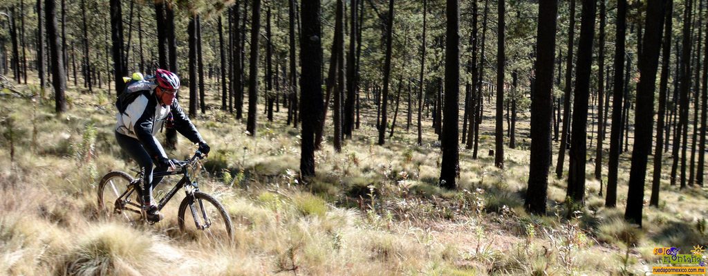 Mountain bike skills: 7 tips to avoid MTB crashes flickr image by Marco Roura