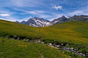 Switzerland trekking holidays Flickr image by iMaffo