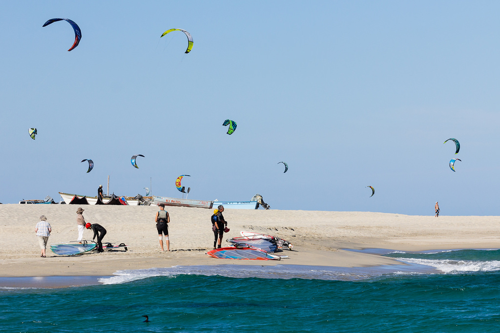 Guide to Mexico kitesurfing holidays in Baja Flickr image by Pierce Martin