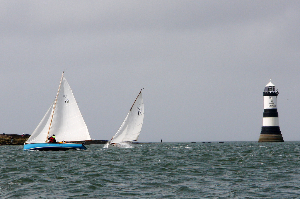 Learn to sail in the UK flickr image by Artificial Art Learn to sail in the UK flickr image by Artificial Art