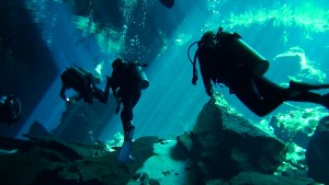 Scuba diving holidays in Mexico flickr image by Pavel Yudaev