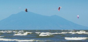 kitesurfing in Nicaragua Cardenas Ometepe