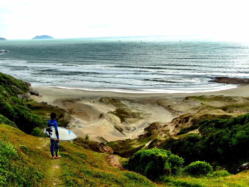 Brazil surfing holidays: Prainha one of the 12 best Brazilian surf breaks Flickr image by Gabriel Saudades