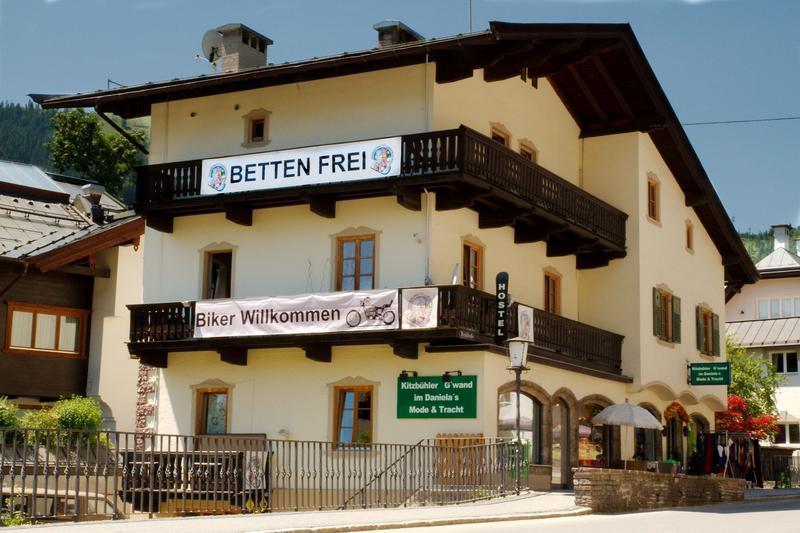 Budget skiing holidays: 10 best ski hostels in Europe image courtesy of Snowbunnys