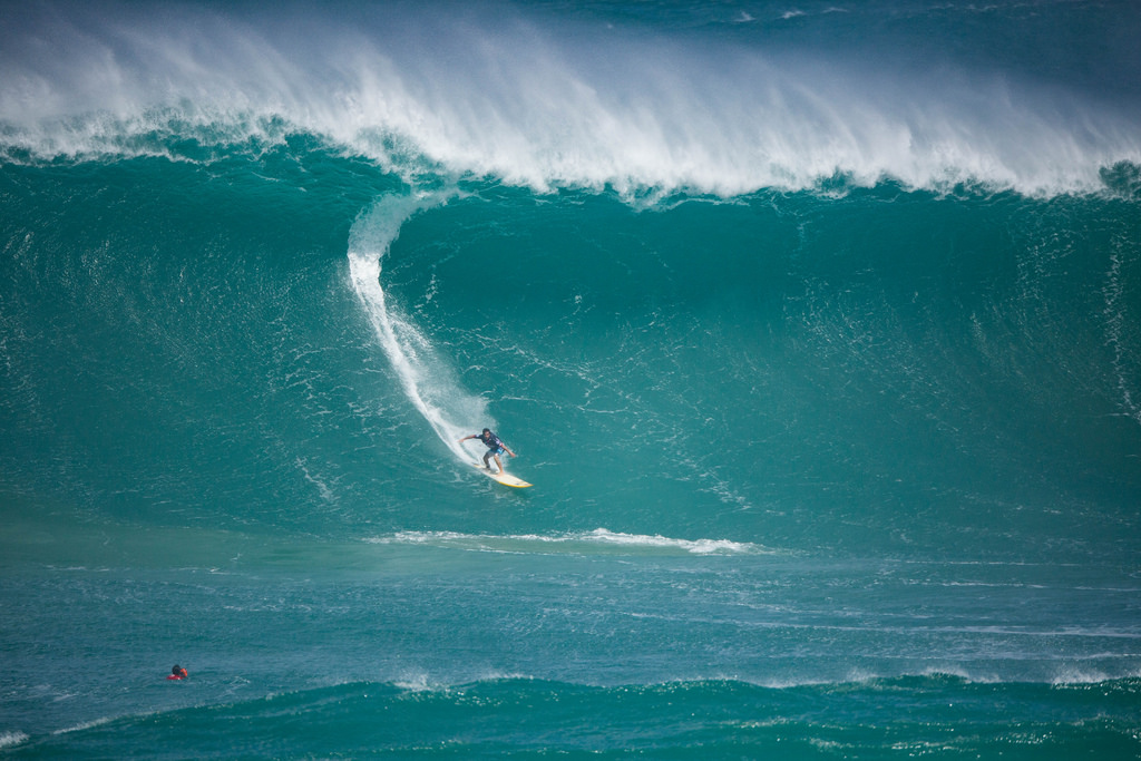 Waimea Bay one of the best Hawaii surf spots on Hawaiian surfing holidays Flickr image by Anthony Quintano