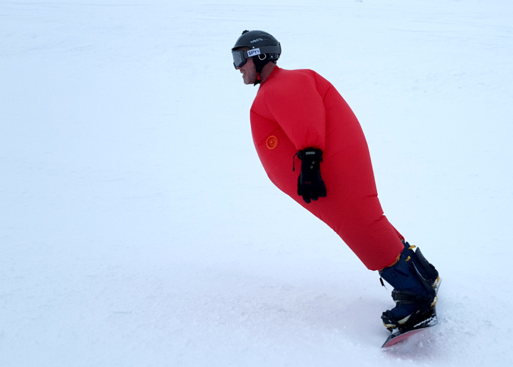 Sumo on the slopes during review of Snowboard Spring Break at Kaunertal Glacier