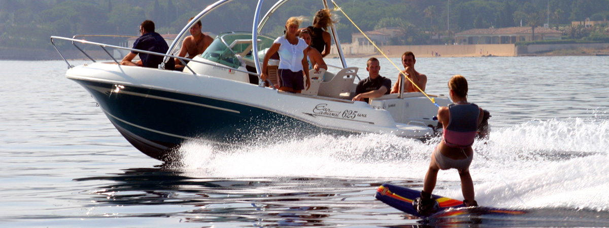 Falmouth powerboat charter Water ski and wakeboard in Cornwall