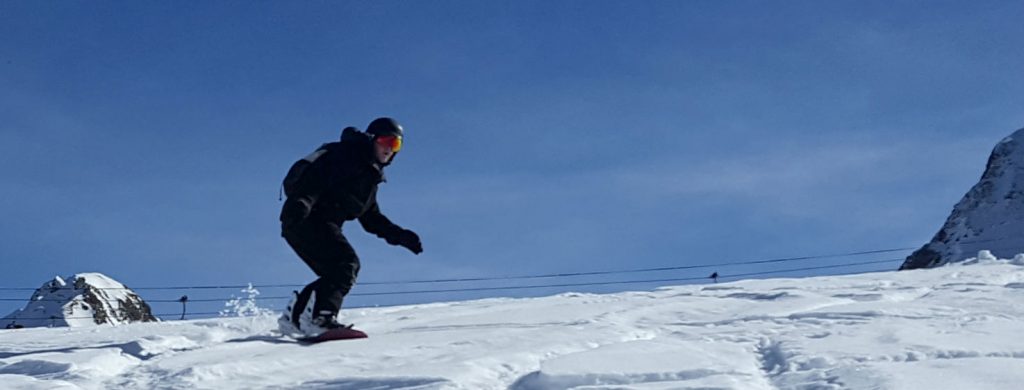 Pyrenees snowboard road trip Peyragudes snowboarding review