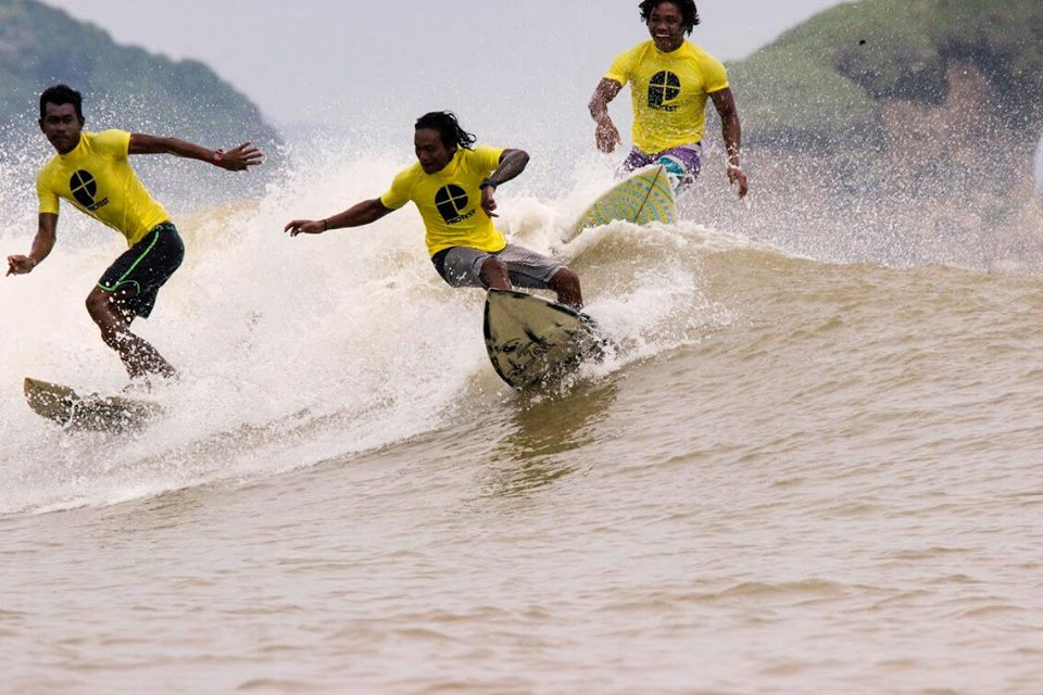 Bali surf instructor course ISA Level 1 and Lifeguard qualifications Image courtesy of Solid Surf House Bali surf instructor course ISA Level 1 and Lifeguard qualifications Image courtesy of Solid Surf House
