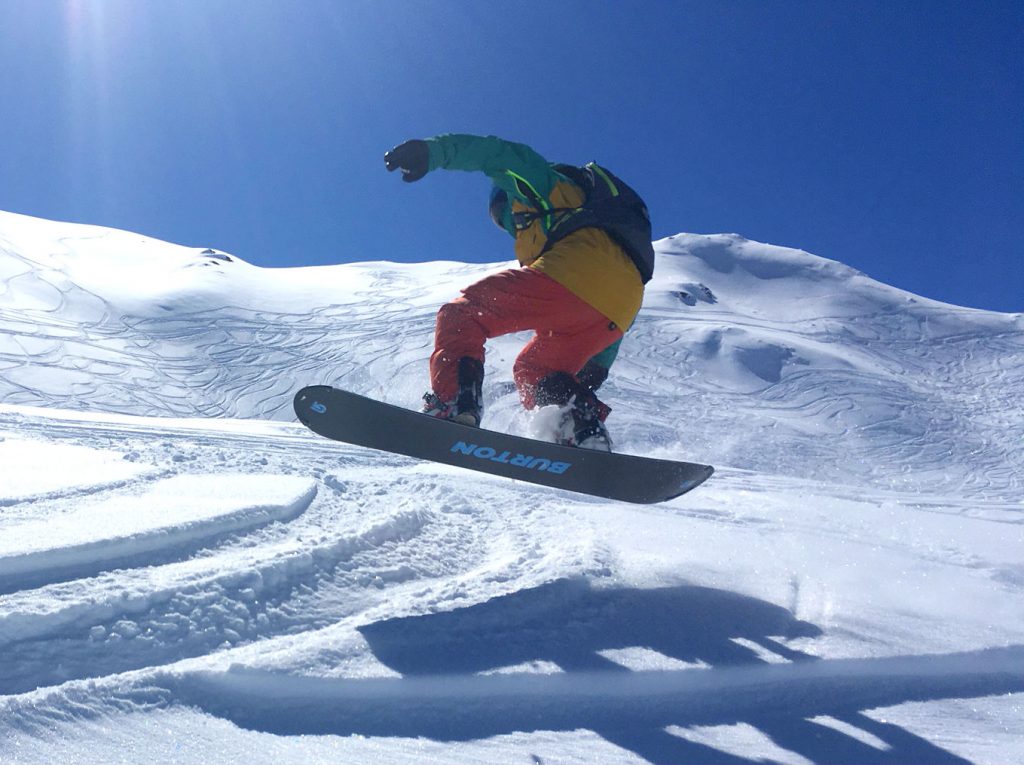 types of extreme sport - snowboarding Les Menuires snowboarding review freeride