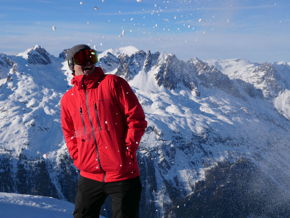 Review of the Protest Clavin 18 Low cost high quality ski jacket by Jamie Barrow