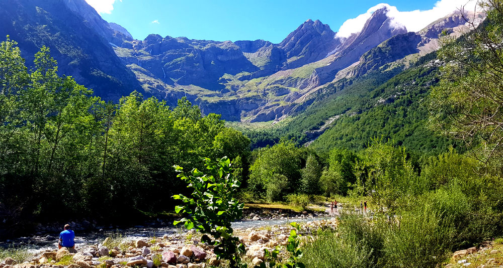 Camino a las Minas de Liena in Spain Pyrenees