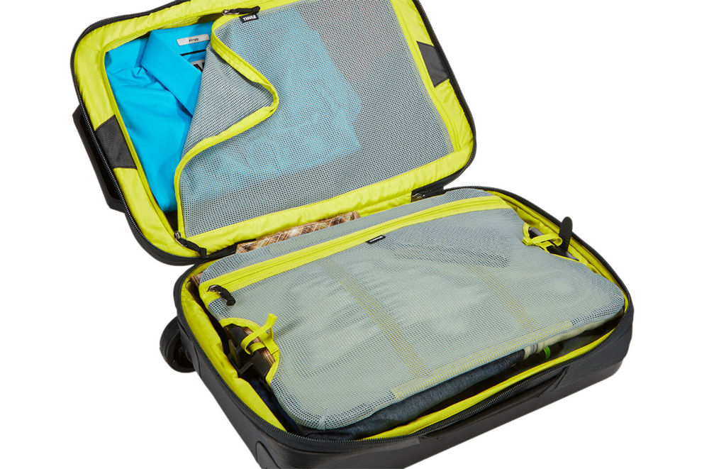 Thule Subterra Carry On luggage segments and compression