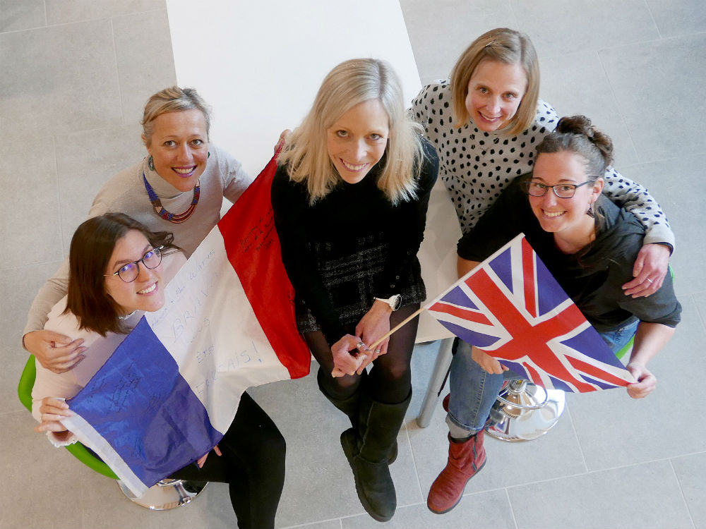 The team at Alpine French School Morzine Photo-copyright Michael Cranmer 07855307556