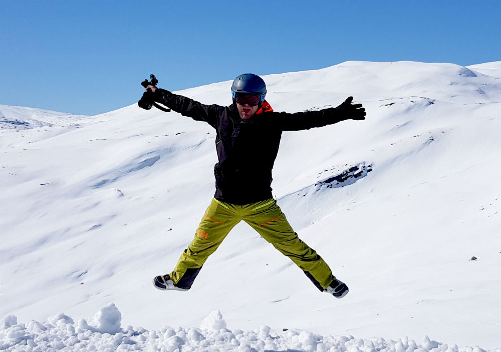 Fun during review of Myrkdalen snowboarding holiday in Norway