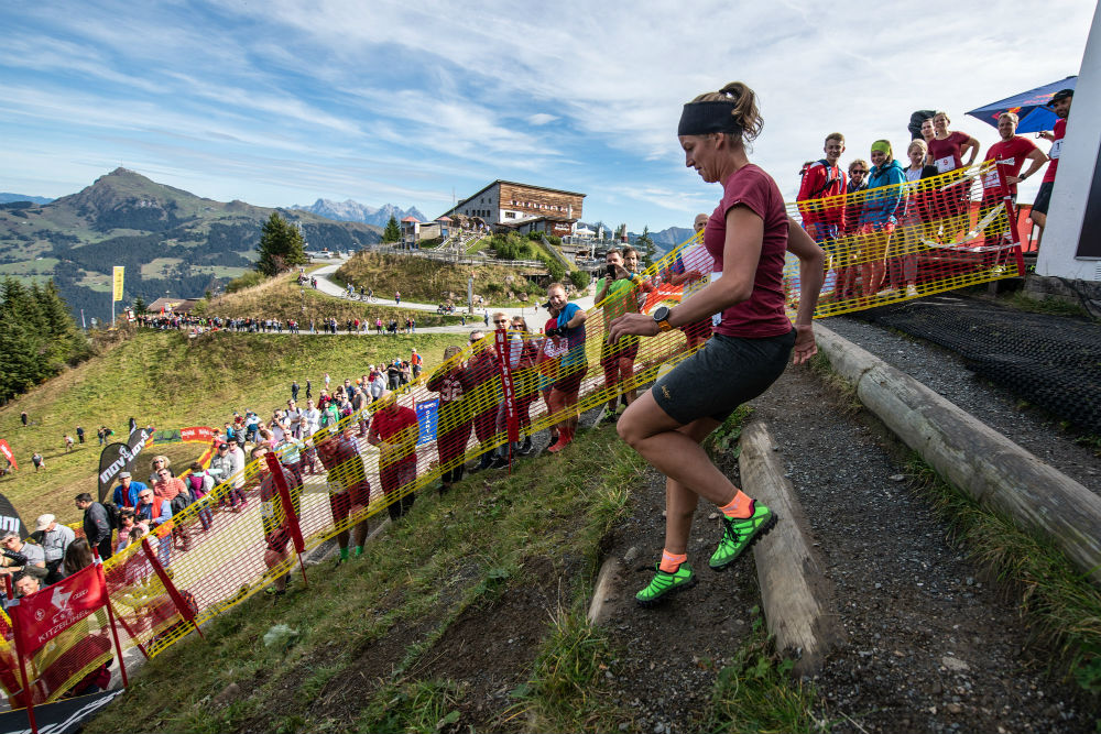 Run down Hahnenkamm in Kitzbuhel inov-8 decent race ©Michael_Werlberger