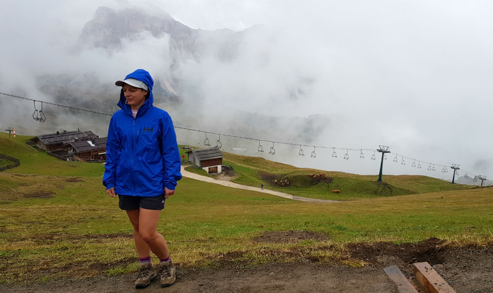 Helly Hansen Maridalen Shorts review in Val Gardena dolomites