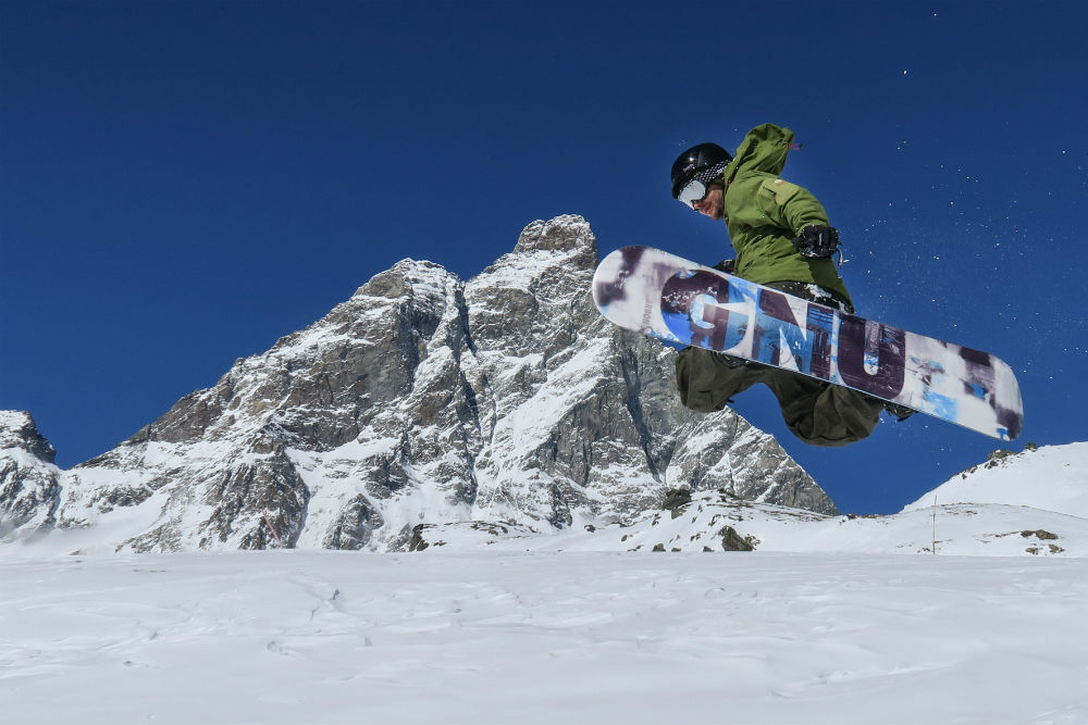 VALLE D'AOSTA-Snowboard Indian Park Breuil-Cervinia (foto Enrico Romanzi)