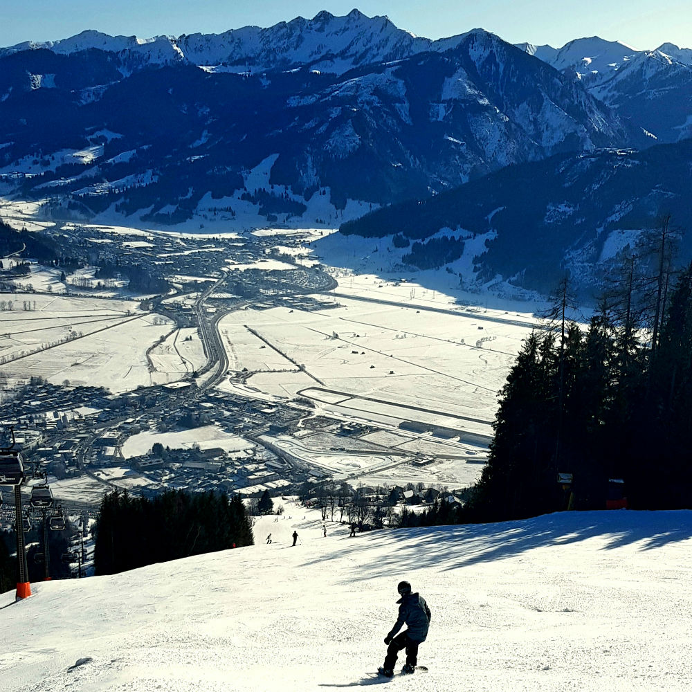 Review of Flexiski snowboarding holiday in Zell am See Austria