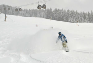 Day 2 first run on snowboarding holiday in Saalbach
