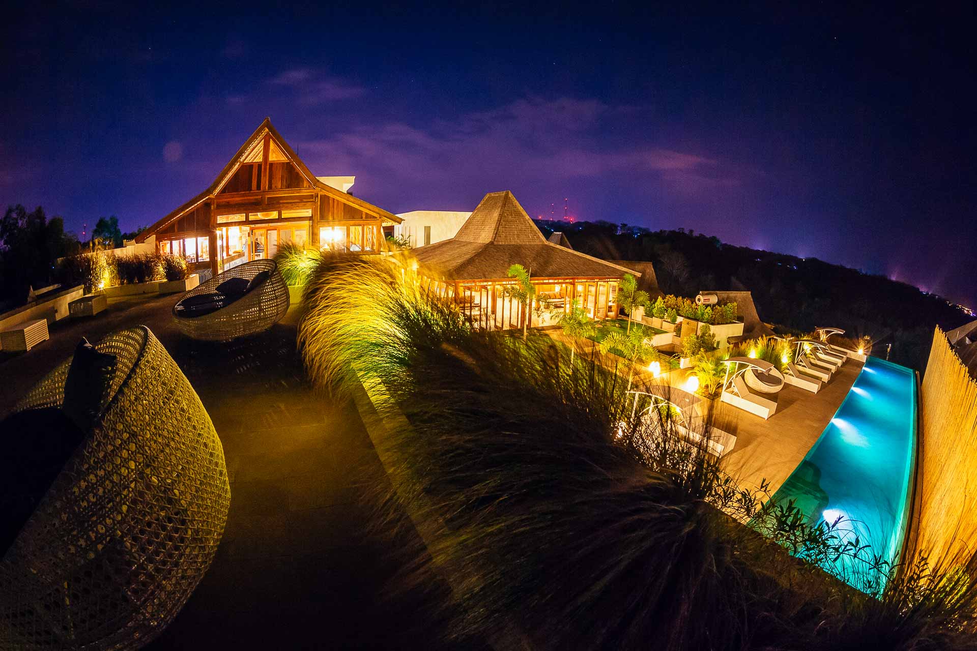 An 8 day adventure to Bali with our Green Bowl Surfcamp surf and yoga holiday. Based at Bukit Peninsula this is as close to paradise as you can get!