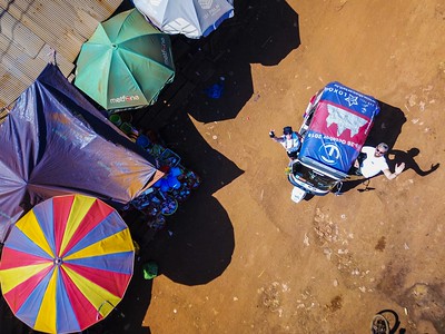 Indian rickshaw road trip - Tuk Tuk overlanding adventure in India