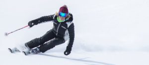 "Skier Val Thorens" by wendihalet is licensed with CC BY-NC-ND 2.0. To view a copy of this license, visit https://creativecommons.org/licenses/by-nc-nd/2.0/