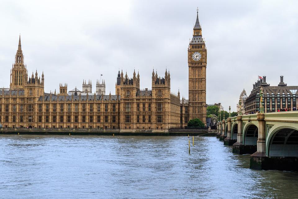 Why take a Wimbledon bike ride in London pixabay royalty free image of Big Ben and Houses of Parliament