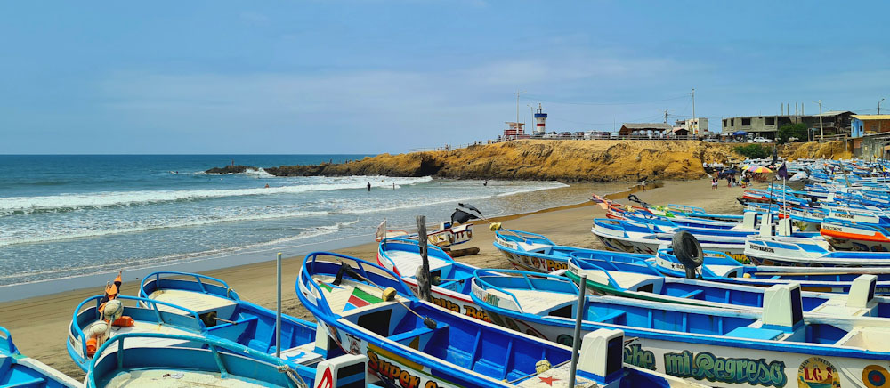 Puerto Engabao beach and surf in Ecuador - Copyright Cara Rees