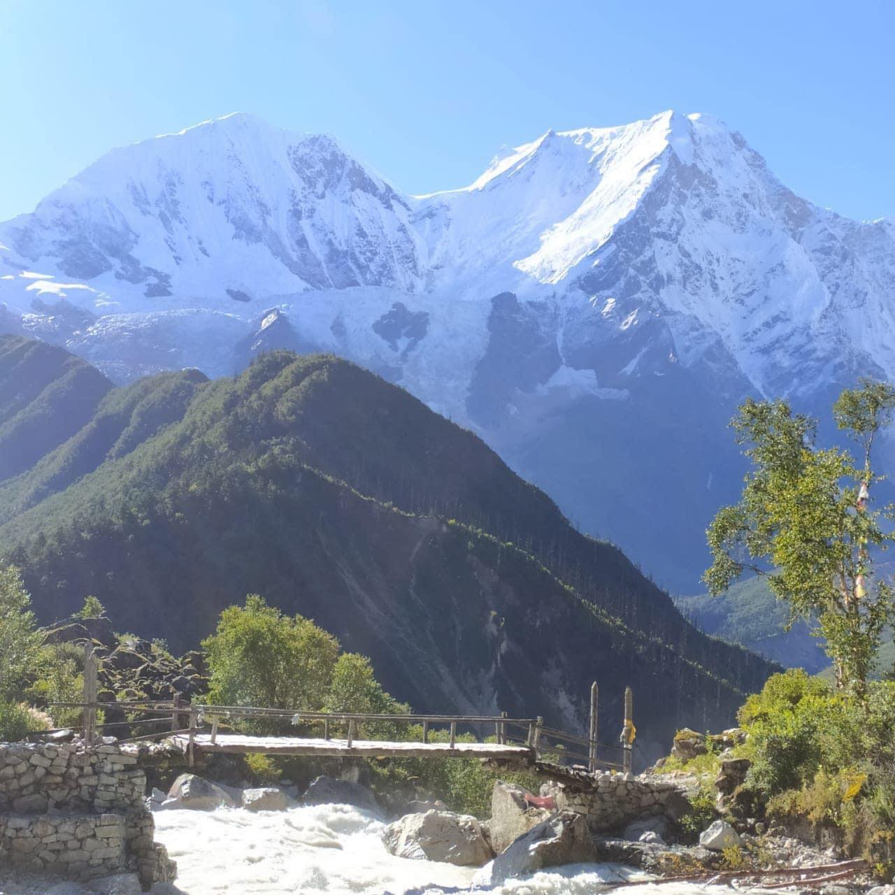 Mount Manaslu Circuit Trekking: Trek in Nepal
