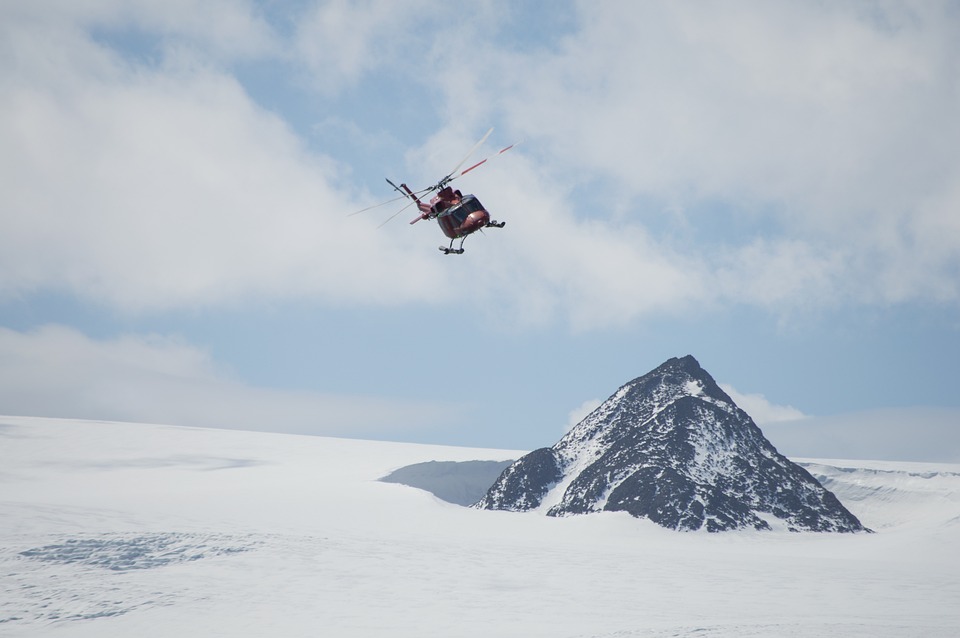 Types of Scenic Flight 7 Best Flying Experience Styles helicopter royalty free image from Pixabay Types of Scenic Flight 7 Best Flying Experience Styles helicopter royalty free image from Pixabay