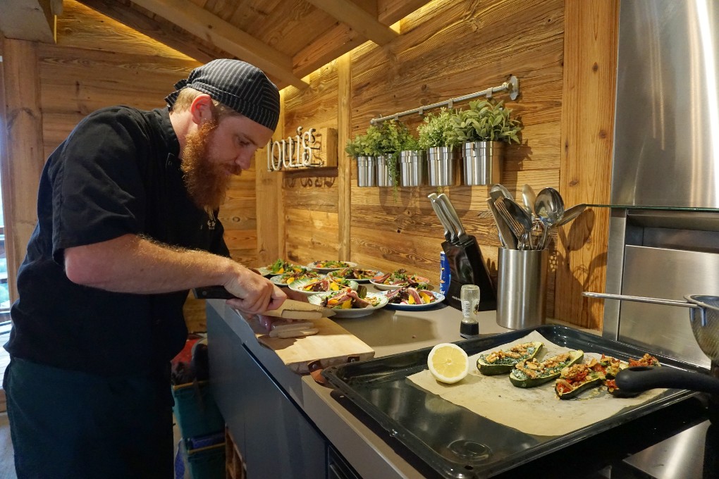 Chez Toi private chef during review of Chalets 1066 in Les Gets photo by Rob Stewart Chez Toi private chef during review of Chalets 1066 in Les Gets photo by Rob Stewart