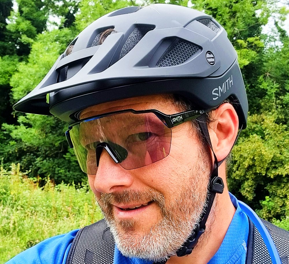 Review of Smith Shift Split MAG Photochromic Cycling Sunglasses Review of Smith Shift Split MAG Photochromic Cycling Sunglasses