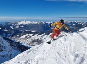 Review of La Clusaz Snowboarding Holiday in Aravis ski area