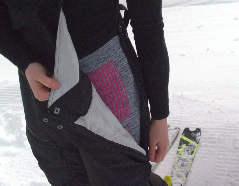 Pro Skier Review of Helly Hansen Women's Powderqueen Bib Pant by Elsa Powell-Dooley Pro Skier Review of Helly Hansen Women's Powderqueen Bib Pant by Elsa Powell-Dooley