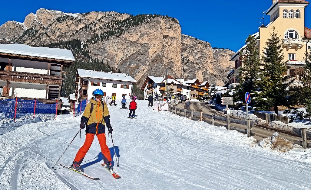 Review of Ski 2000 Selva Val Gardena Adult Skiing Lessons in Italy