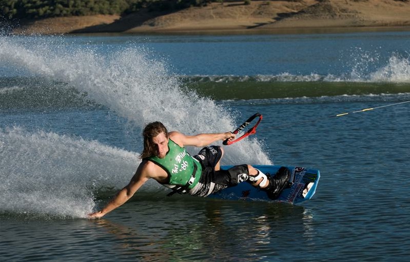 Wakeboarding in Madrid, Wakeboarding in Spain, Spain, Madrid, Wakeboarding, Wakeboarding Holidays, Cheap hotel in Madrid, Hostelbookers.com